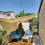Lilly Apartman