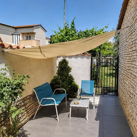 Lilly Apartment Pula